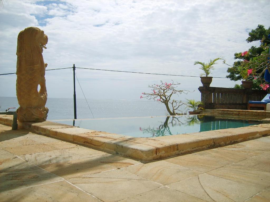 Bayu Cottages Hotel & Restaurant Amed  Exterior photo